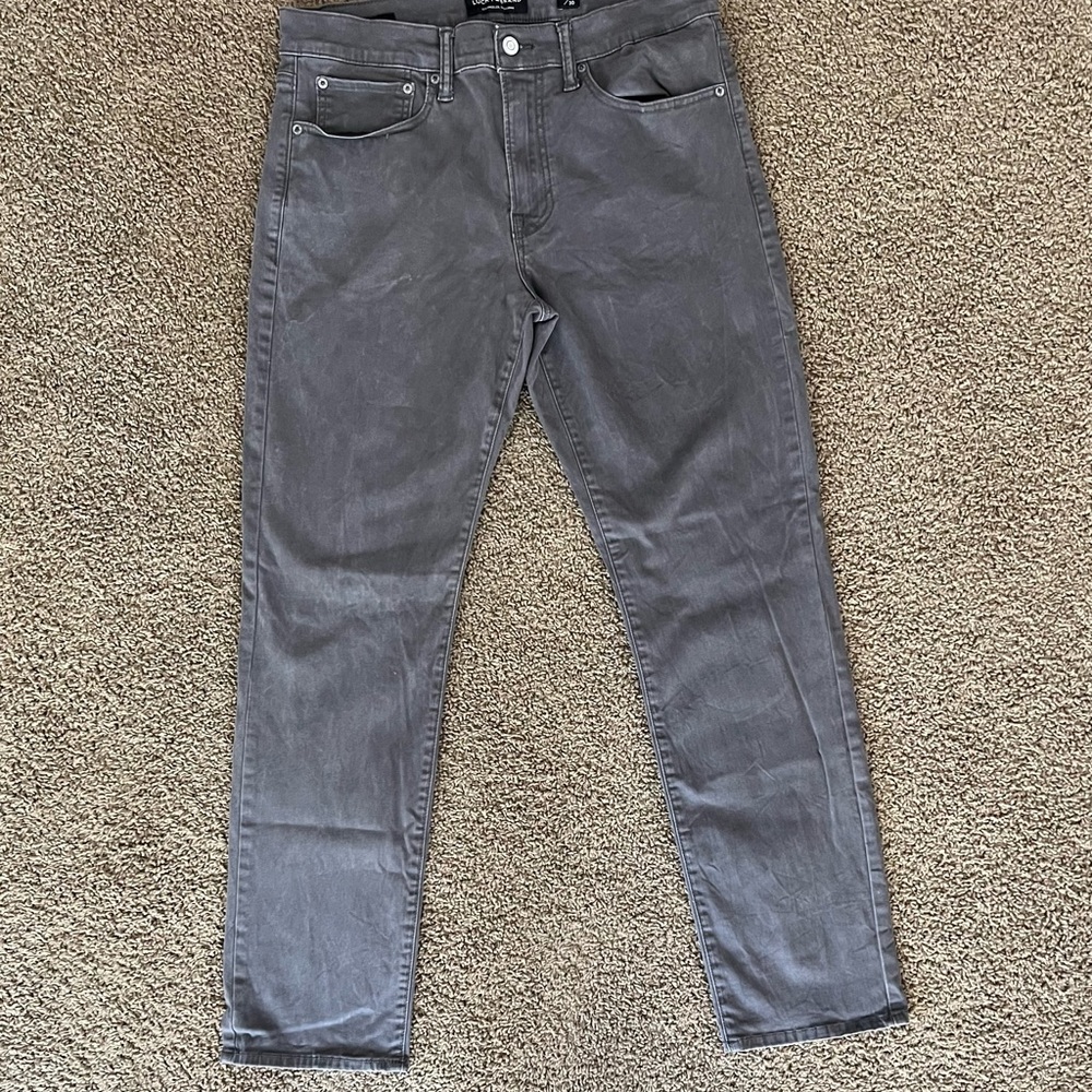 Grey Lucky Brand 121 slim fit  32/30